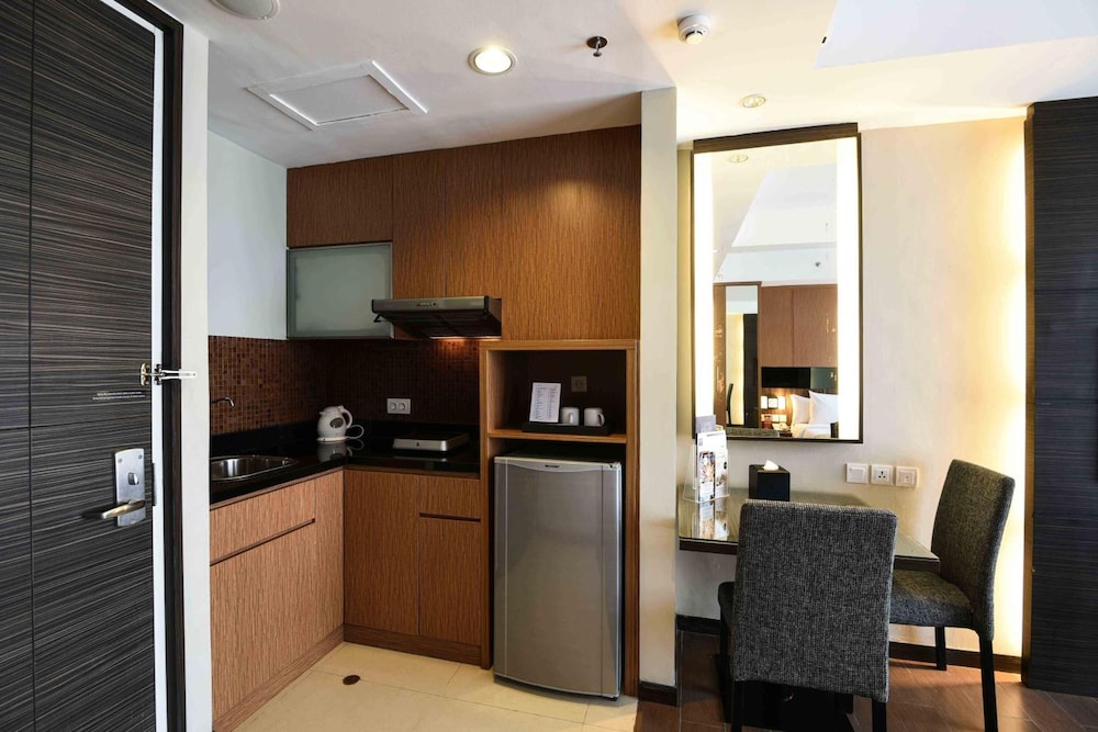 The Malibu Suites Balikpapan 29/36