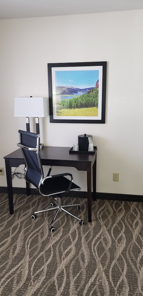 Quality Inn & Suites South Fork - Wolf Creek 30/36
