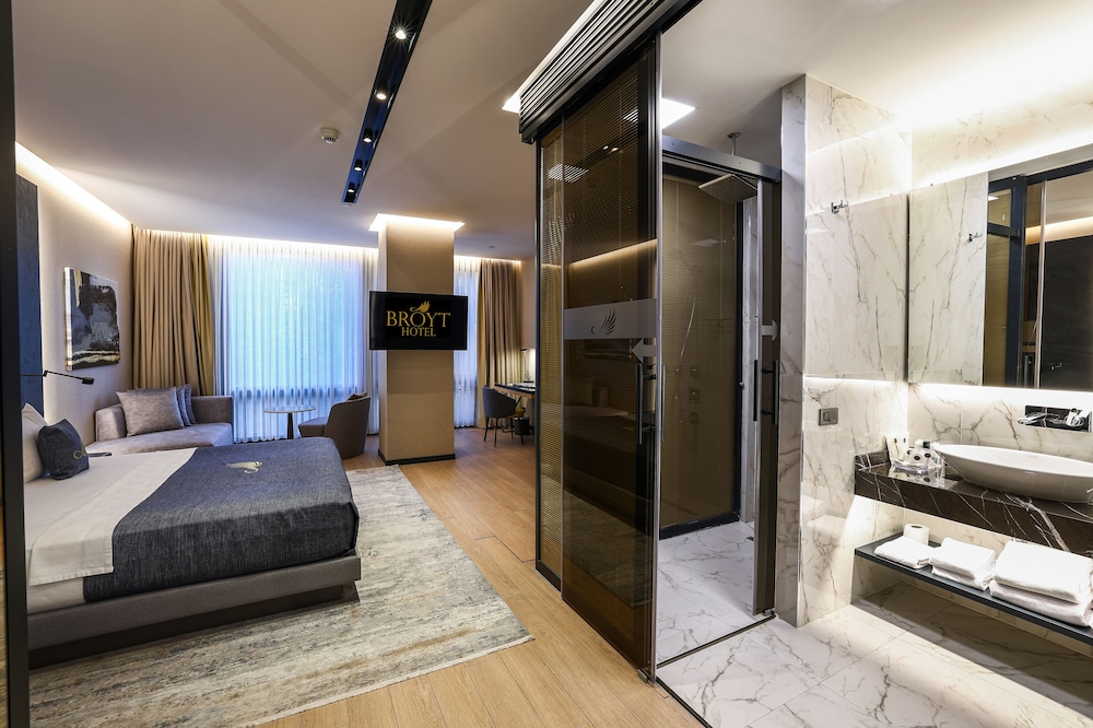 Broyt Hotel 20/50