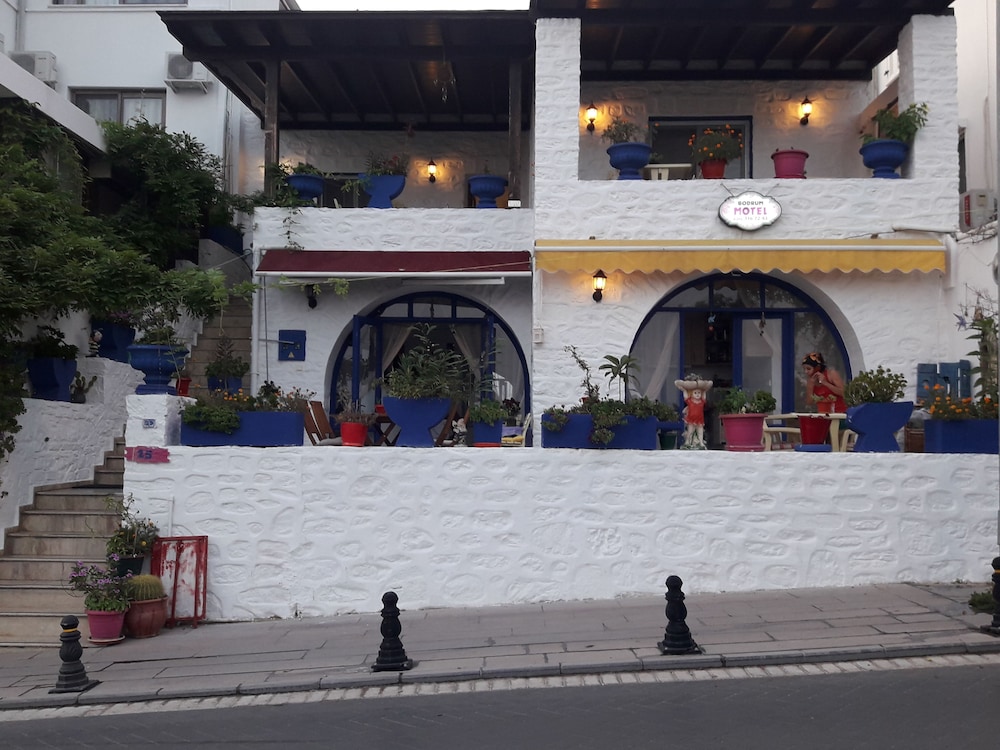 Bodrum Motel 2/54