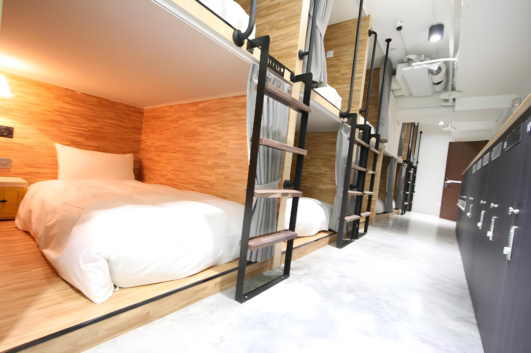 Semi Room, Mixed Dorm, Double Bed