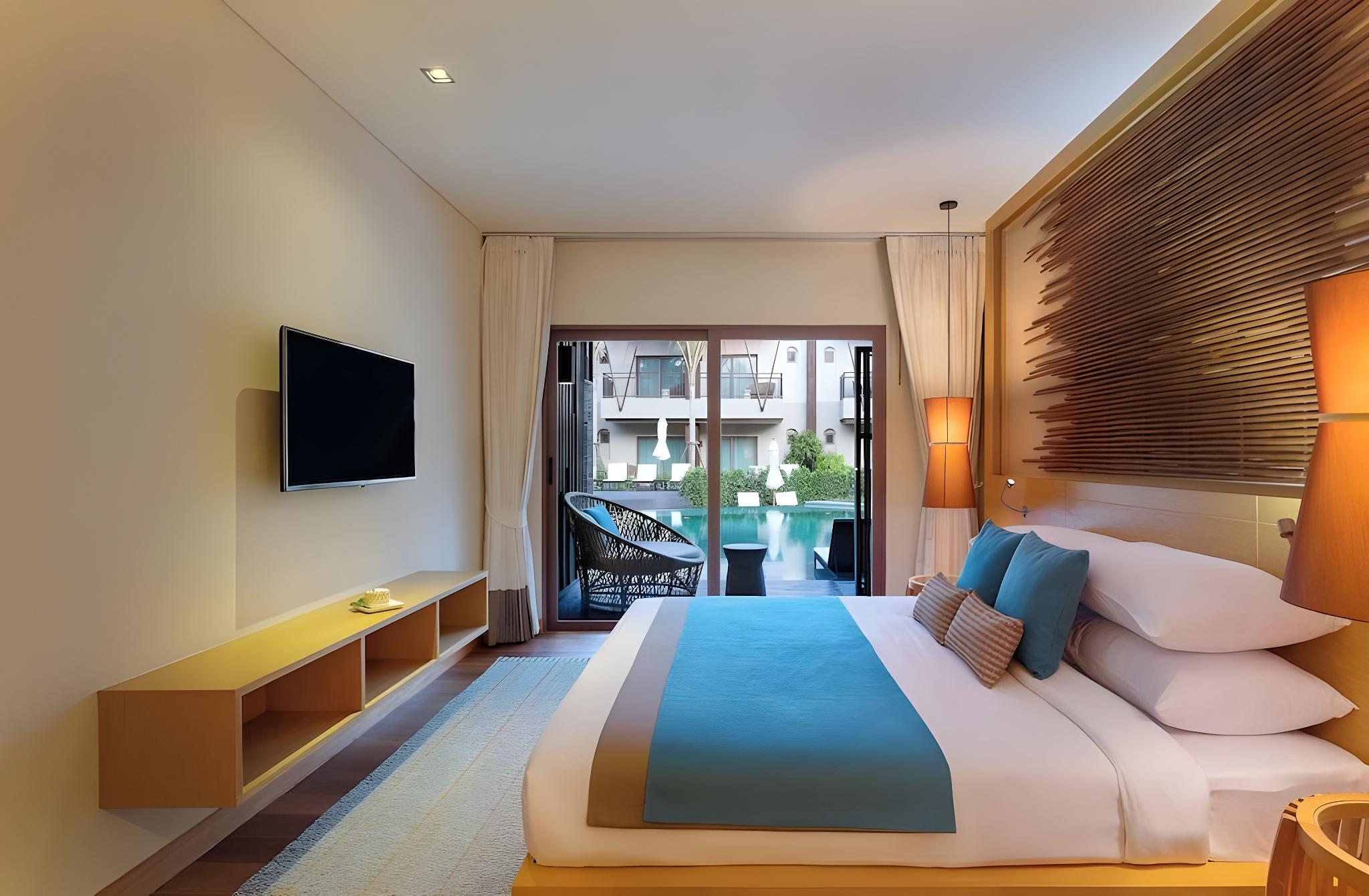 Cool, Double Bed, Pool Access