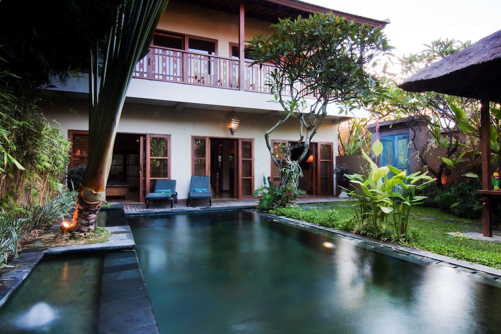 Ajanta Villas 4/71
