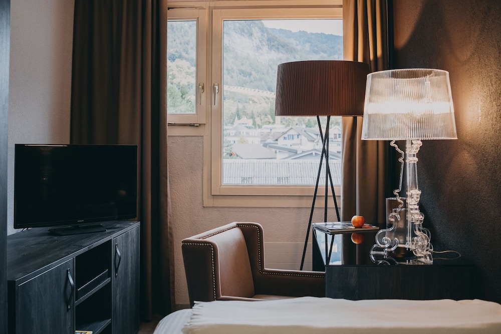ALPIN SHERPA HOTEL 41/53