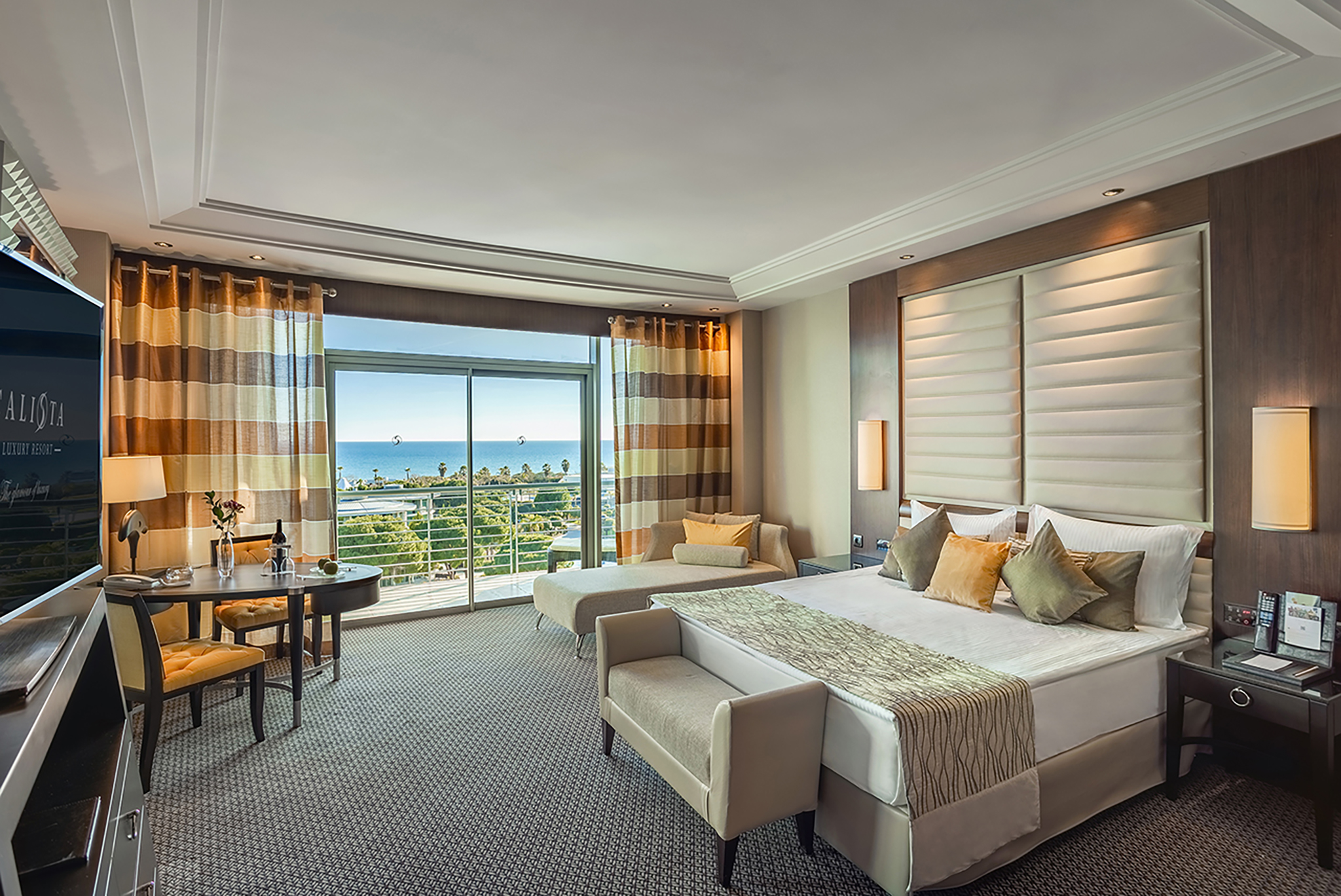SUPERIOR ROOM SIDE SEA VIEW