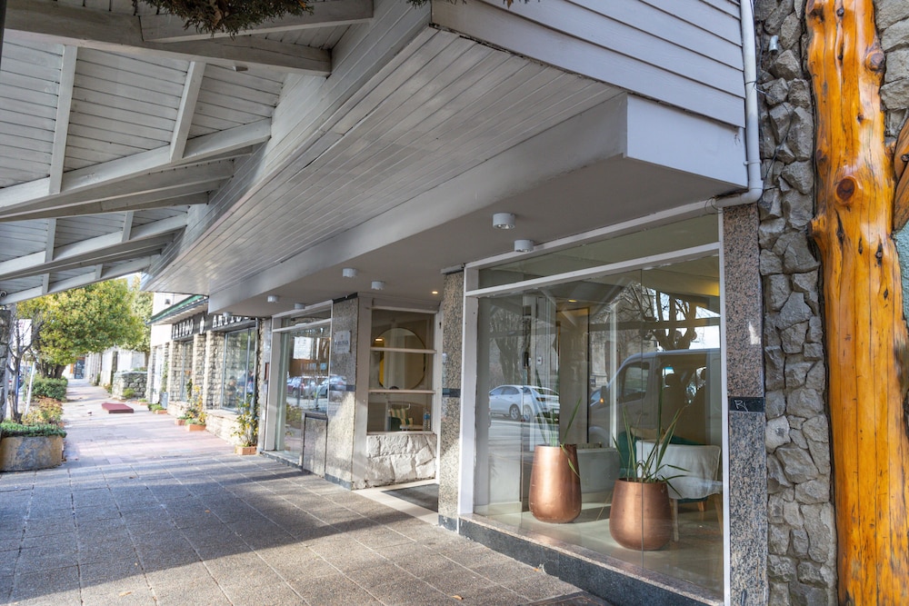 Hotel Plaza Bariloche in BARILOCHE