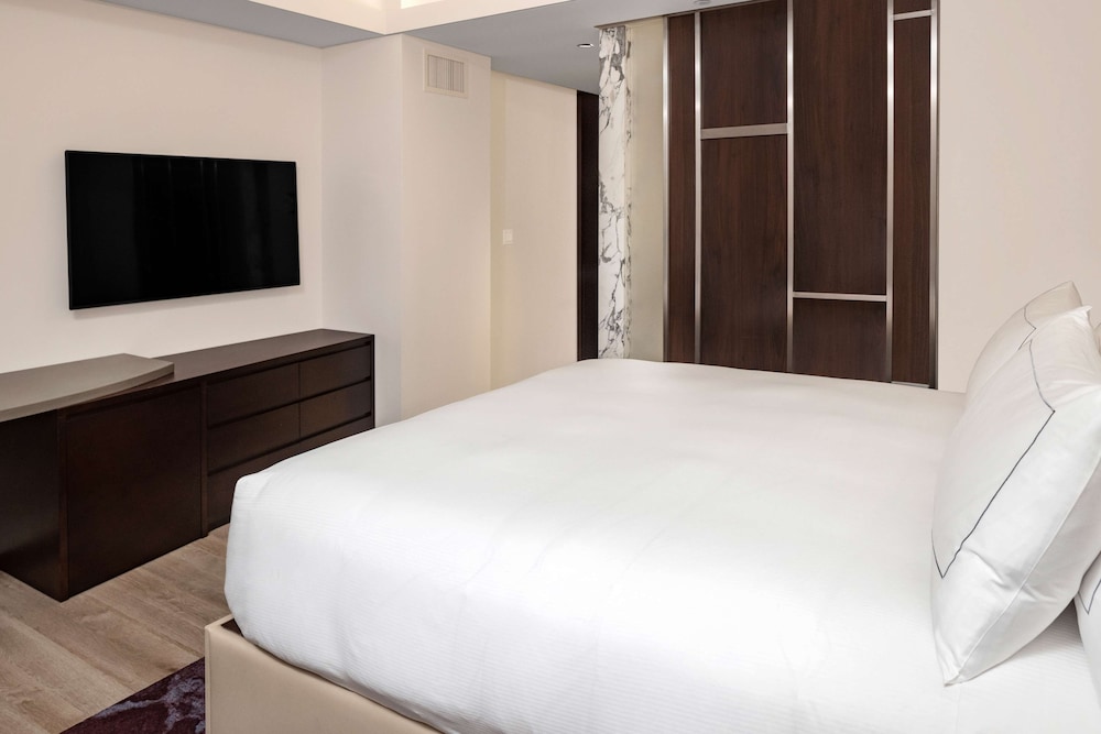 Hilton Club West 57th Street New York 9/37