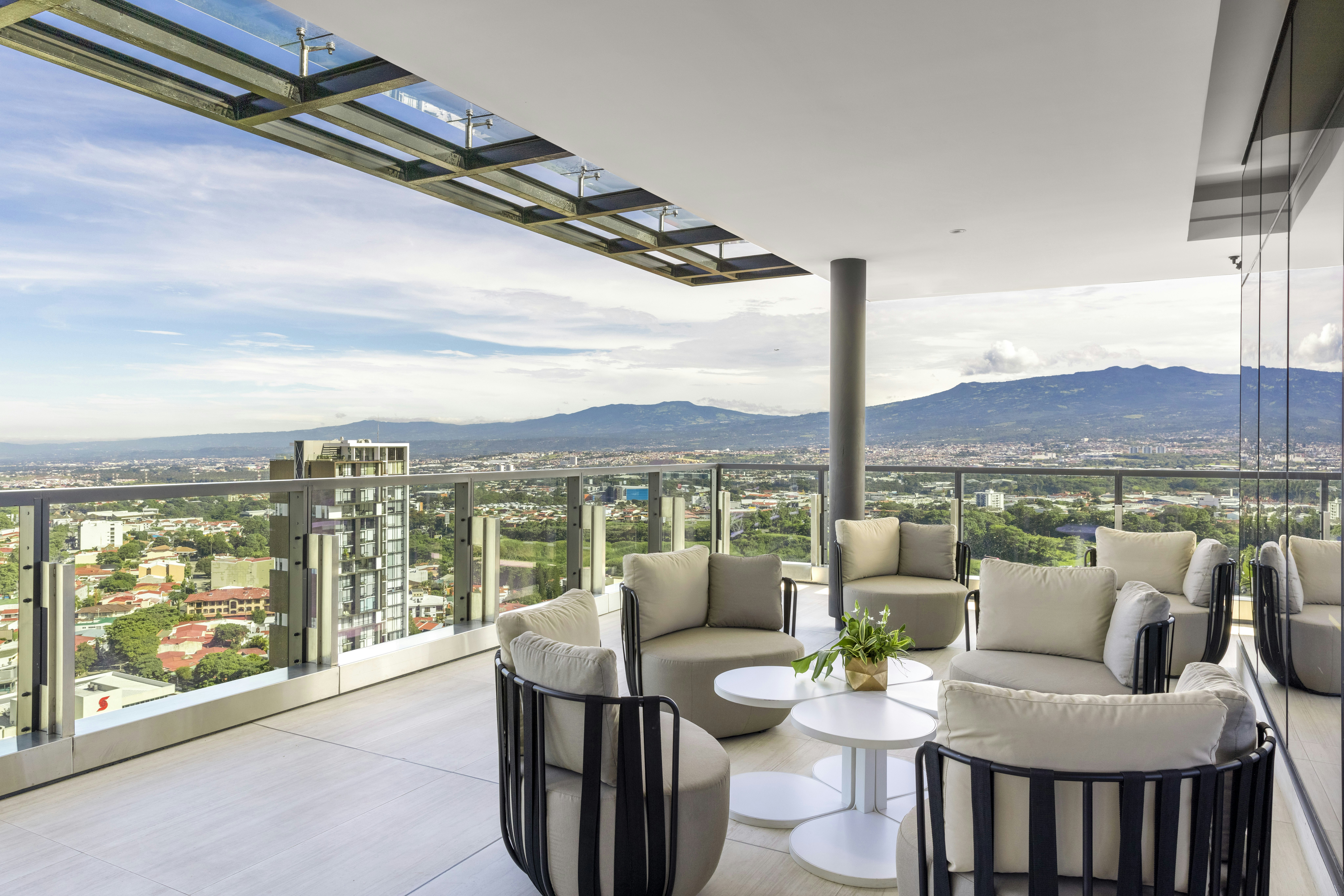 Hilton San Jose La Sabana 35/37