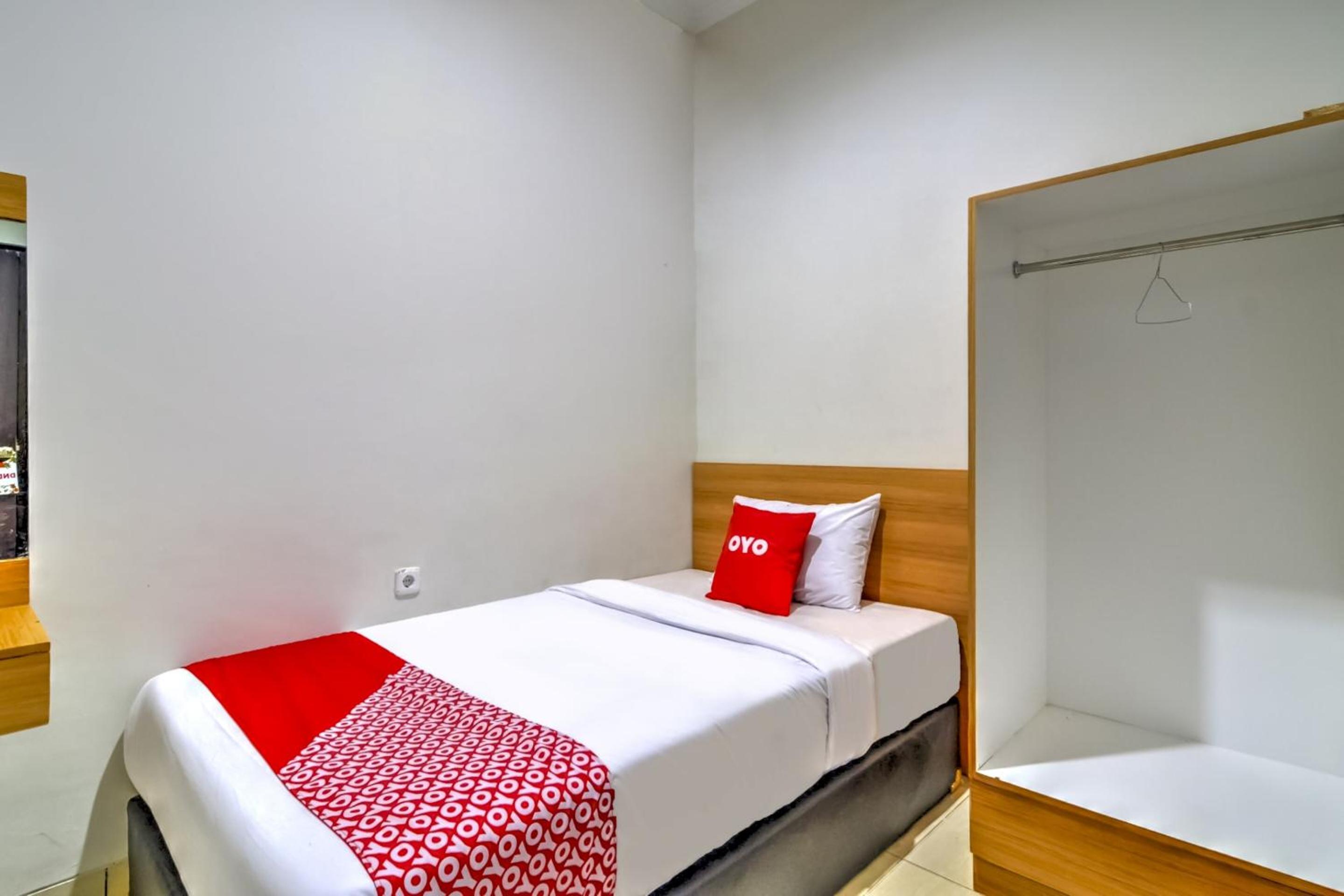 غرفة قياسية مفردة