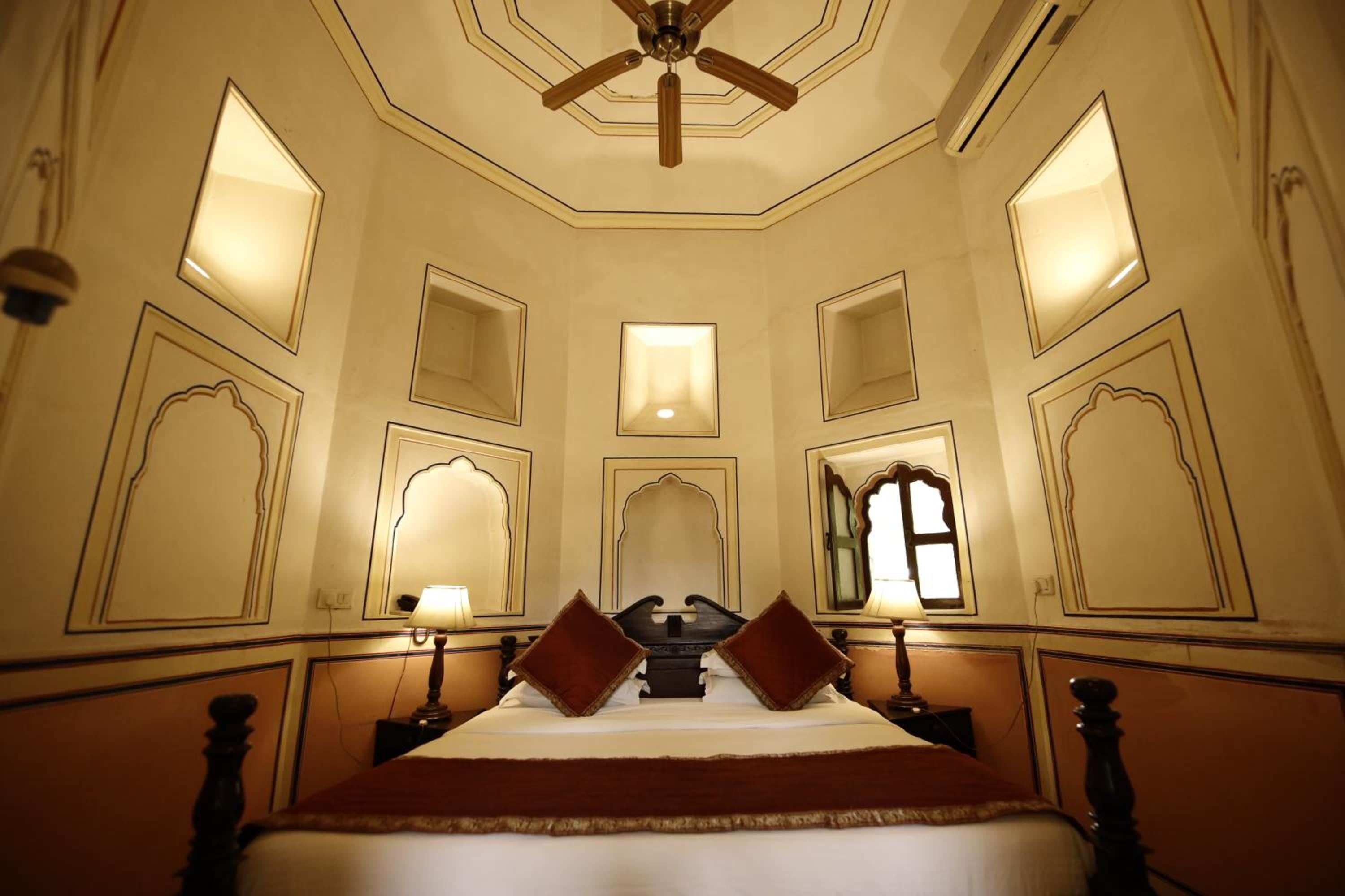 Garden Suite, King Bed