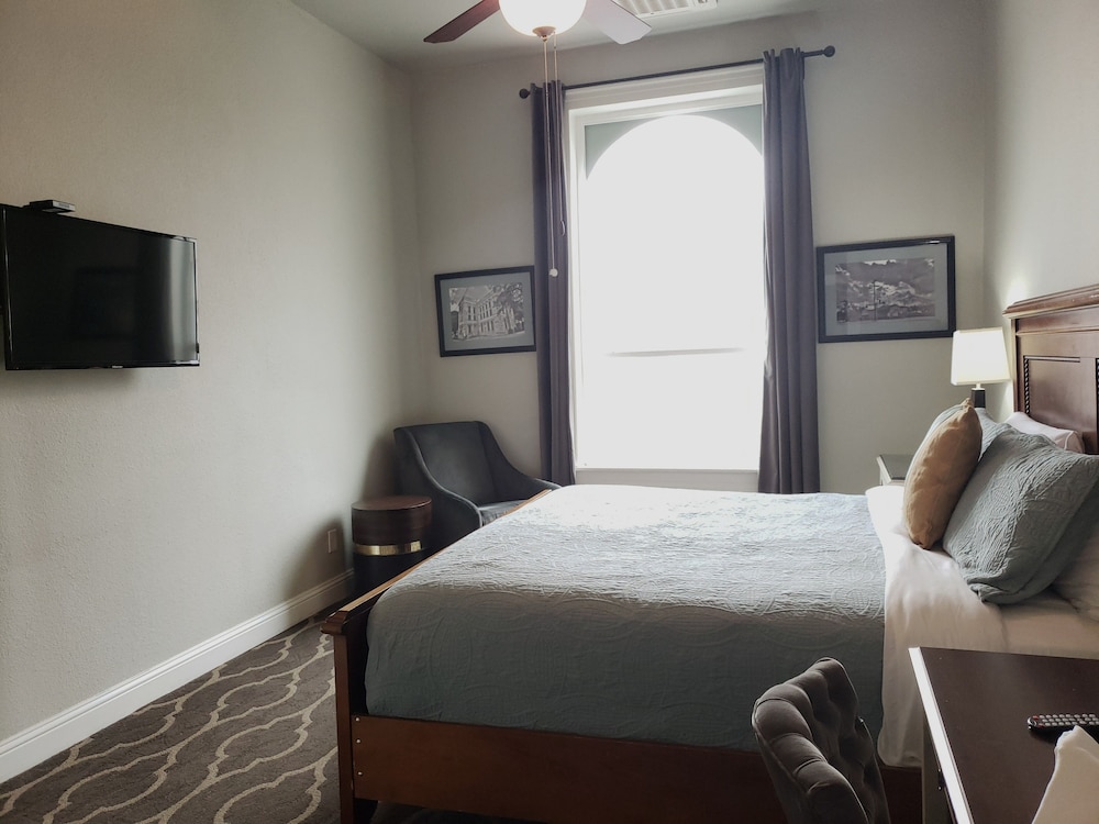 The Dilworth Inn Suites 12/46