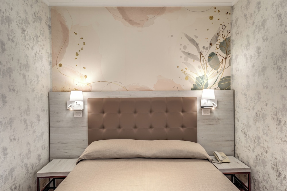 Hotel Milo 7/50