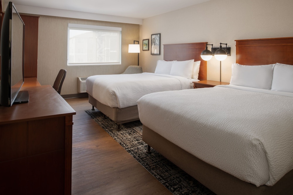 Room at Four Points By Sheraton Bellingham Hotel And Conference Center, BELLINGHAM - WA