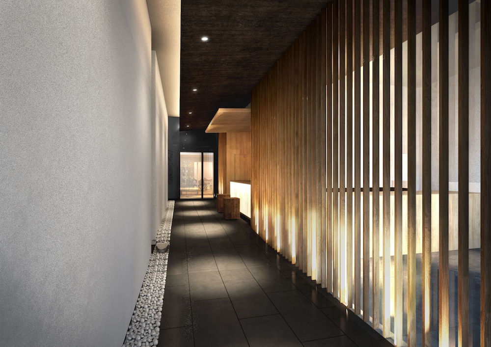 FIRSTCABIN Kyoto Nijojo 54/61