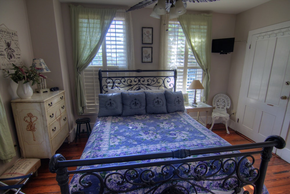 Florida House Inn 27/55