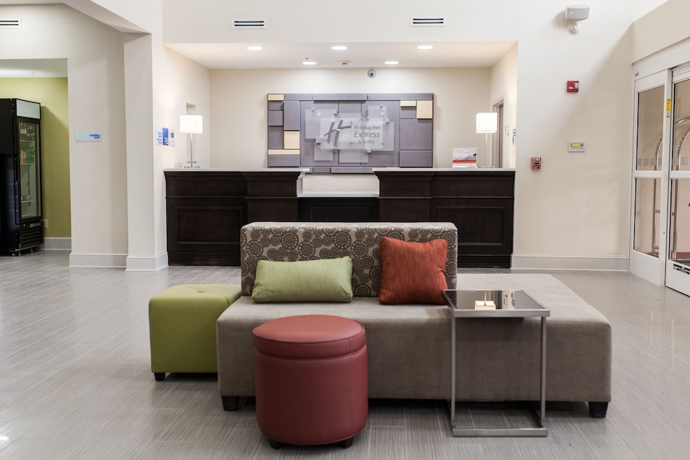 Holiday Inn Express Suites Sweetwater 12/44