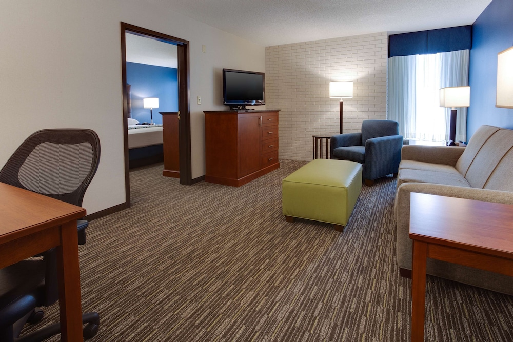 Drury Inn and Suites Nashville Airport 30/45