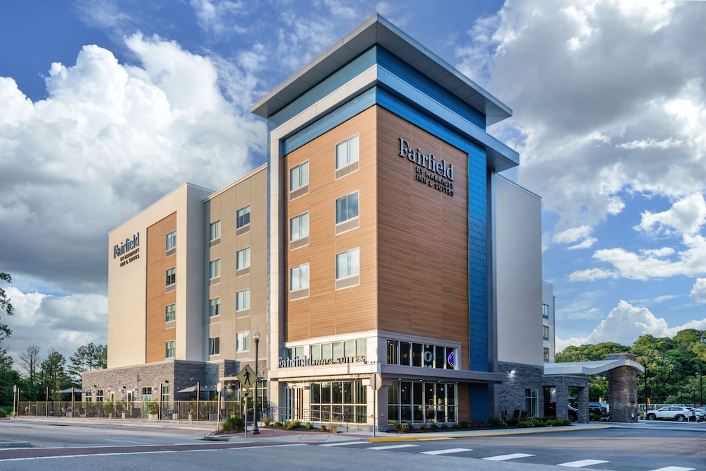 Fairfield Inn & Suites by Marriott Virginia Beach Town Center 2/20