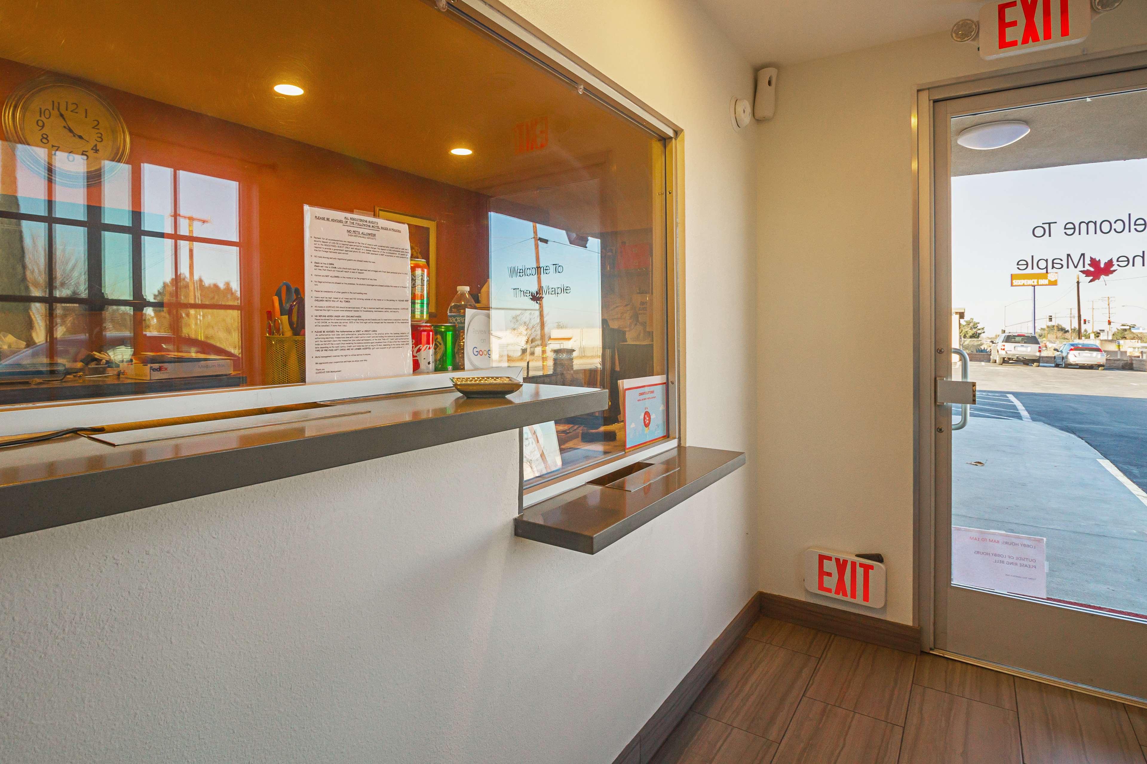Lobby at Motel6 Hesperia, CA - East, HESPERIA - CA