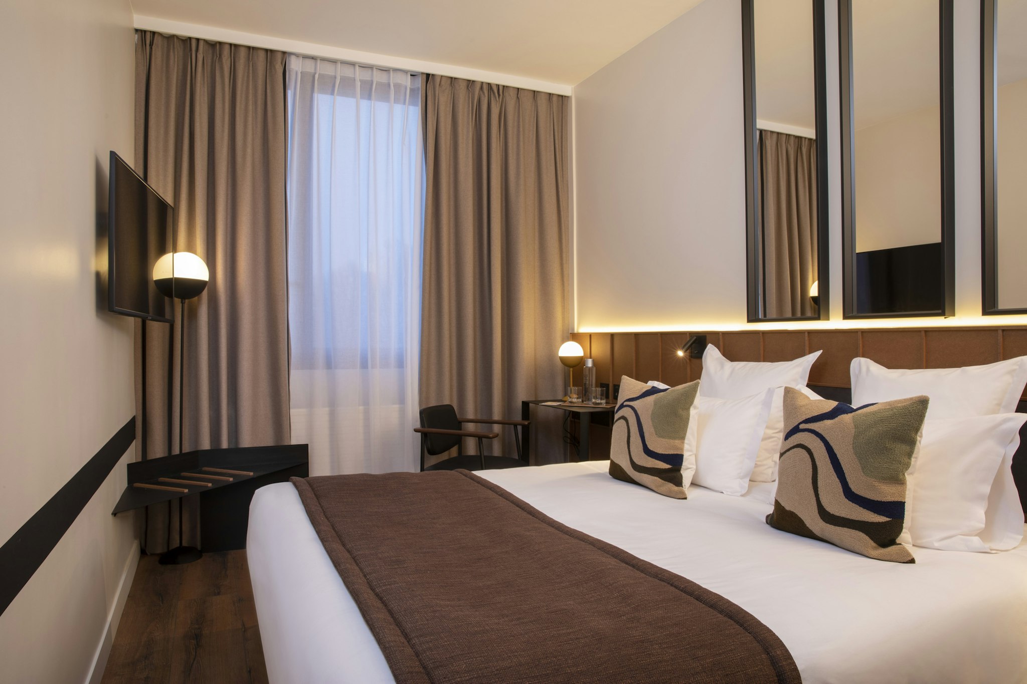 Hotel du Port 5/25