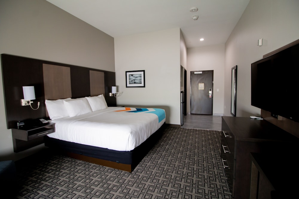 Hotel Pryor 8/44