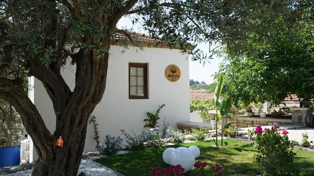 Muyo House Urla 25/28