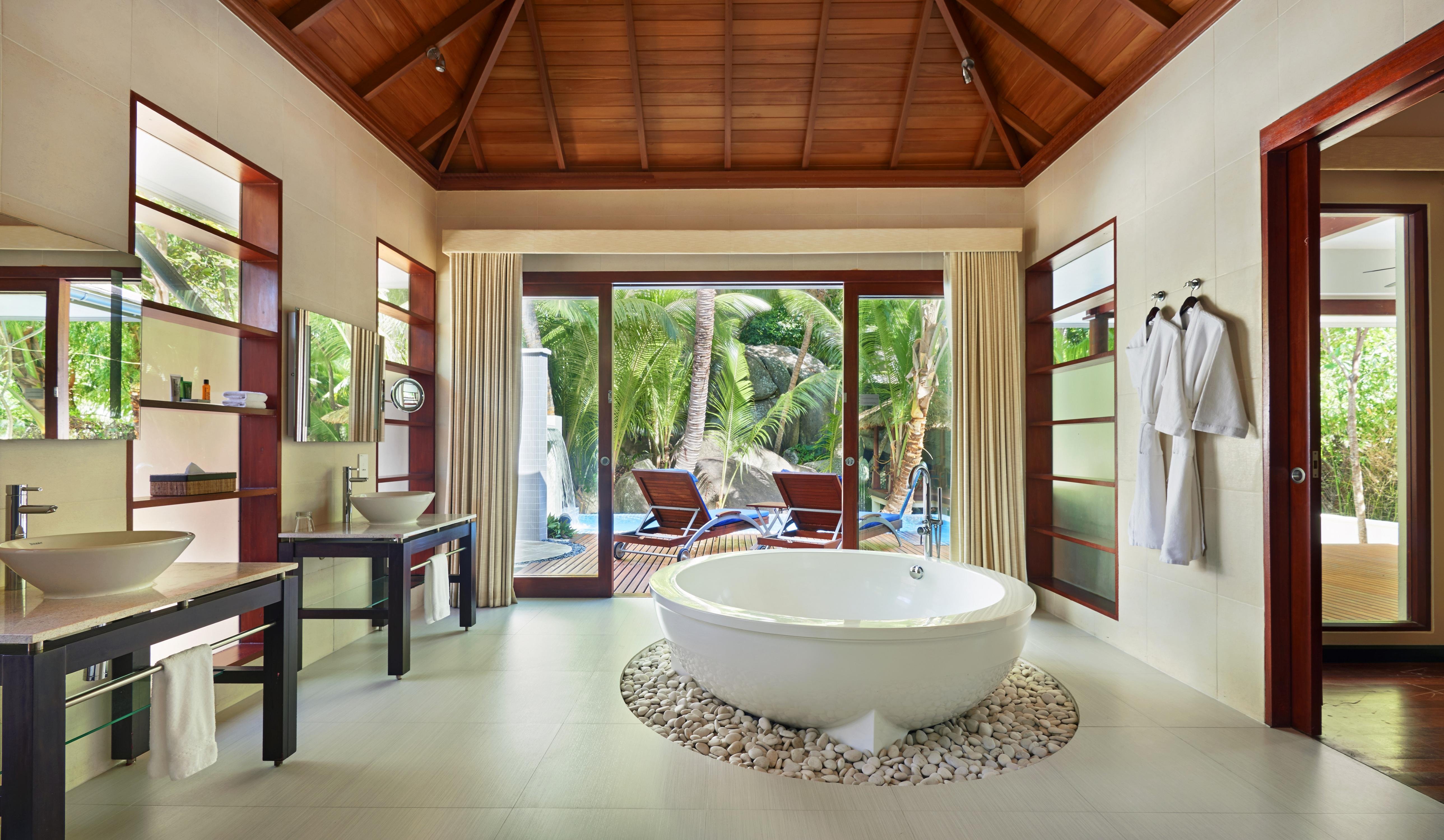 Seychelles Labriz Resort and Spa 77/79