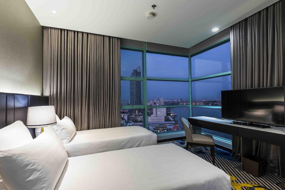 TWO BEDROOM SUITE RIVER VIEW