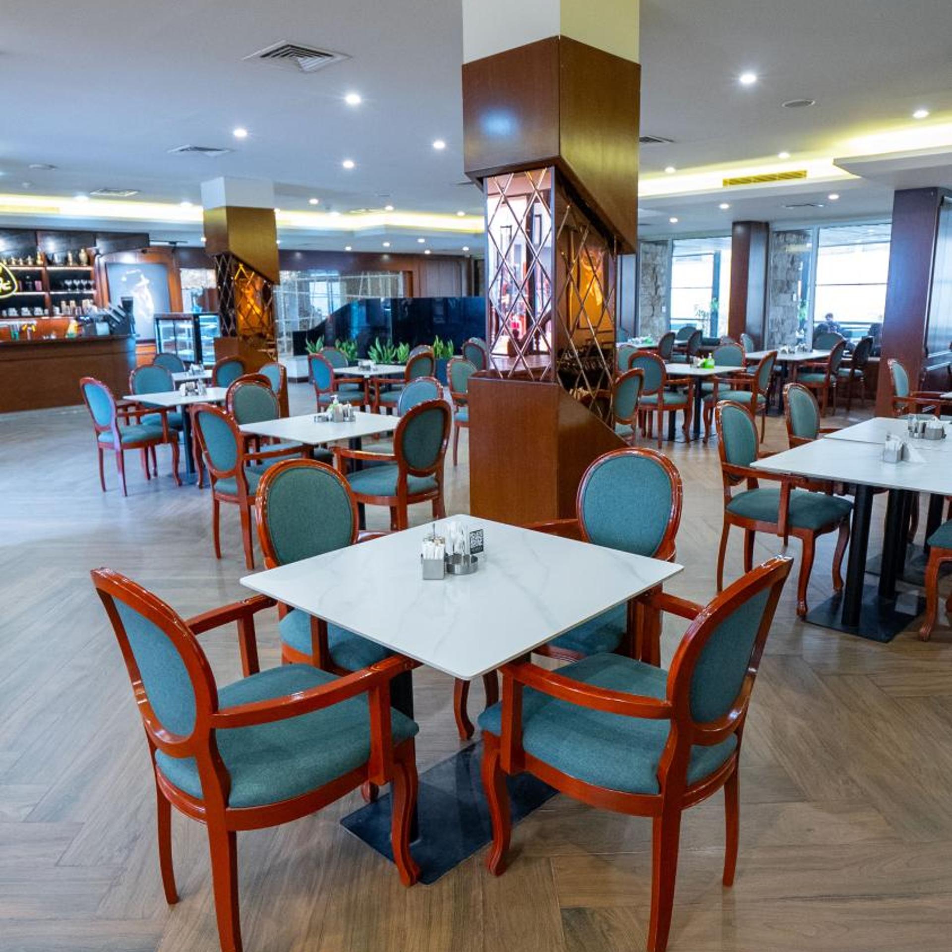 Shaheen Hotel Baghdad 53/63