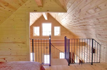 Cabins of Mackinaw 26/53