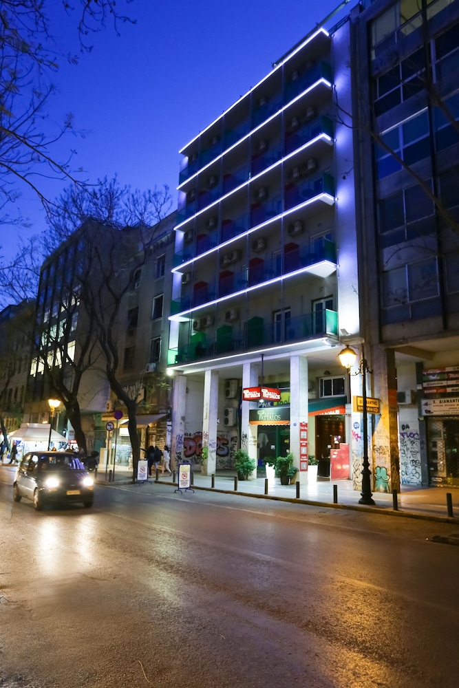 Attalos Hotel 2/48