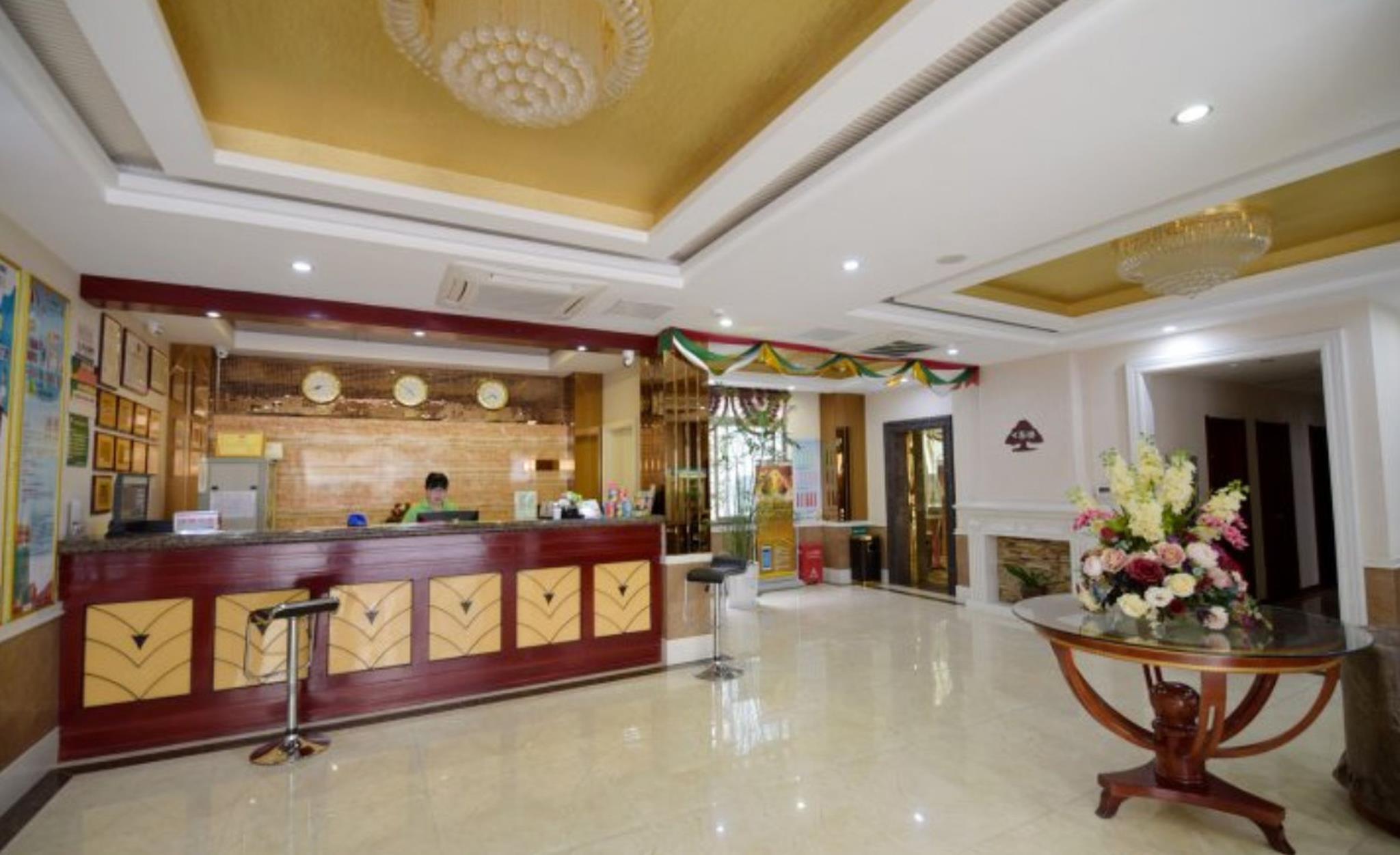 Lobby at GreenTree Inn Zhenjiang Yangzhong North Gangdong Road Food Street Express Hotel, ZHENJIANG