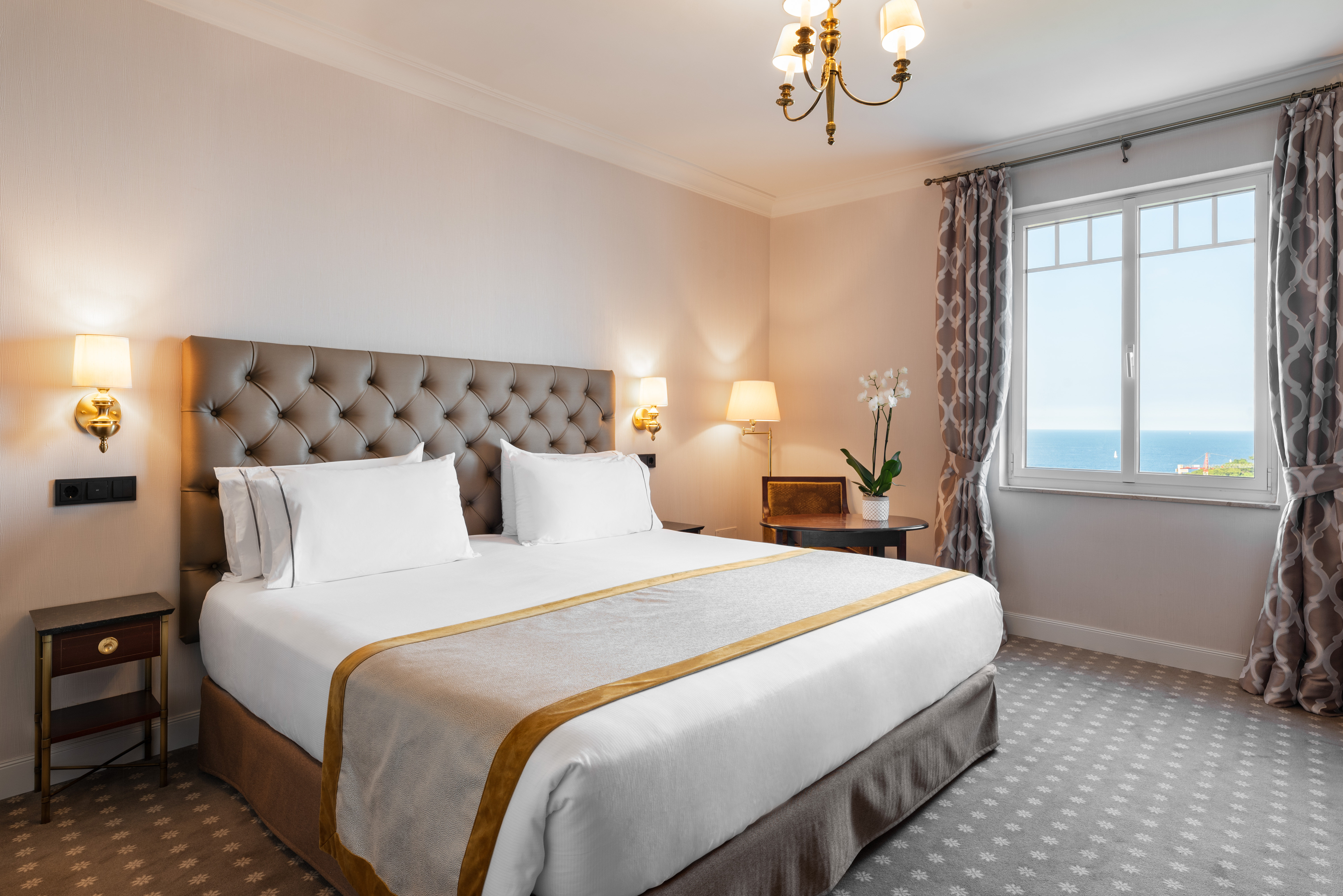 Eurostars Hotel Real 24/76