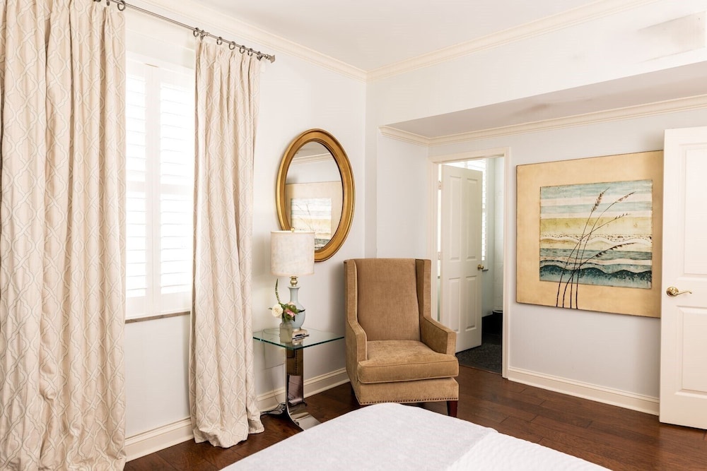 Old Capitol Inn 13/33