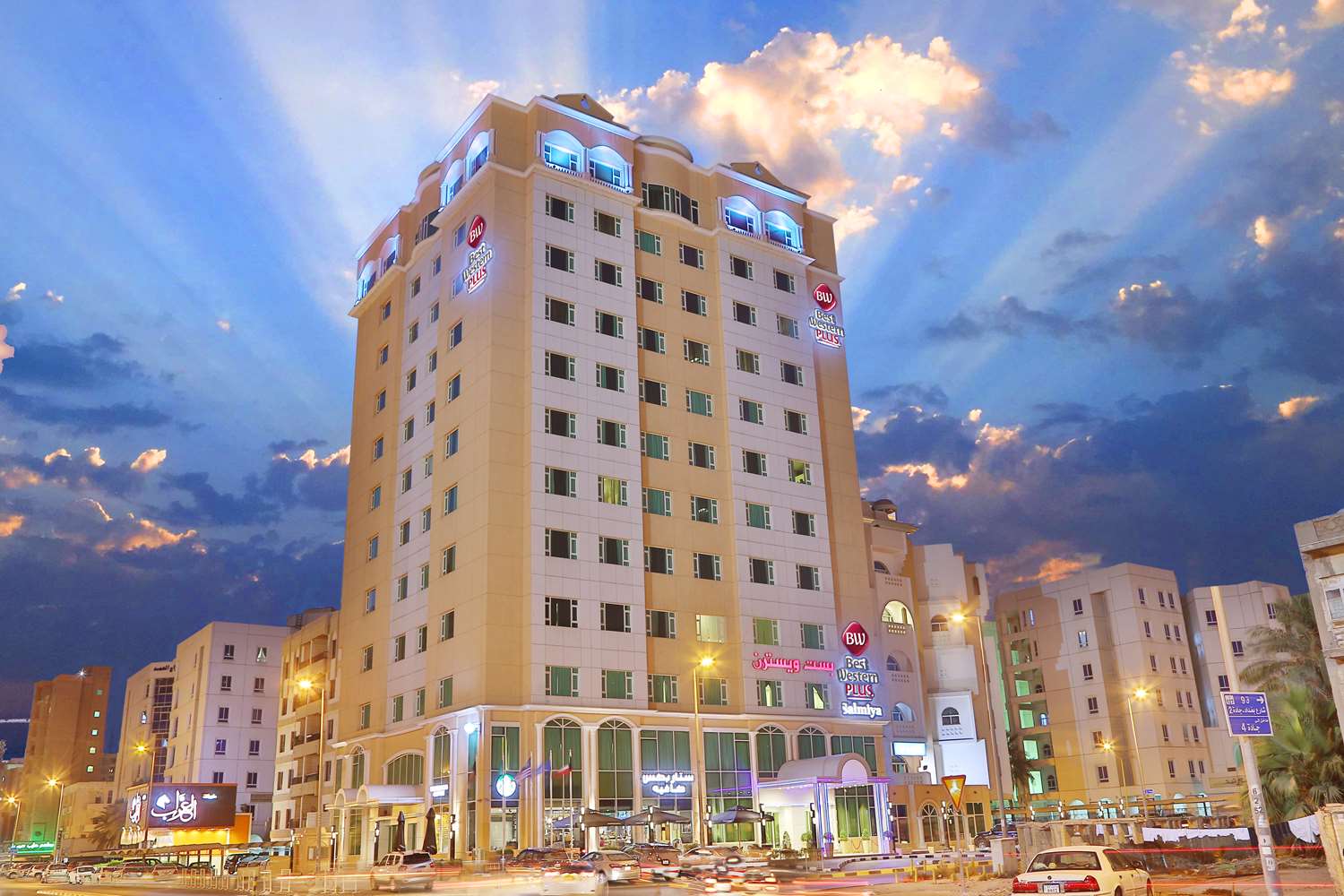 Best Western Plus Salmiya 2/30