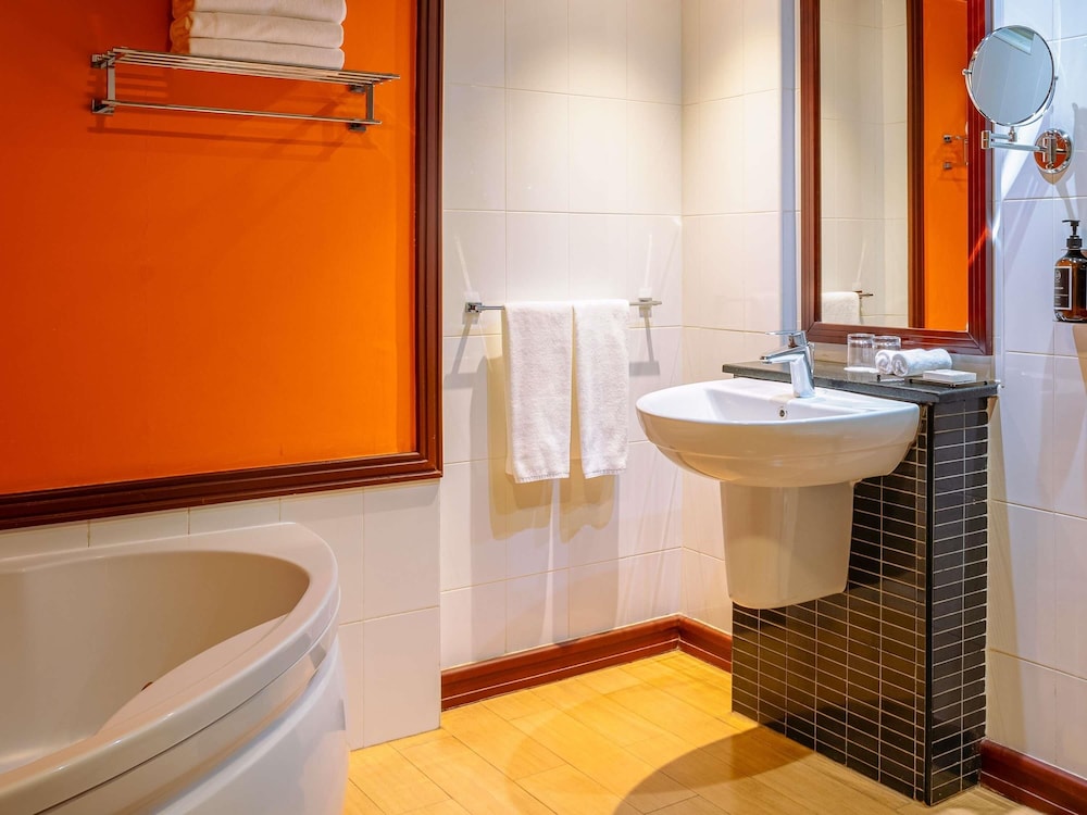 Movenpick Hotel & Residences Nairobi 69/69