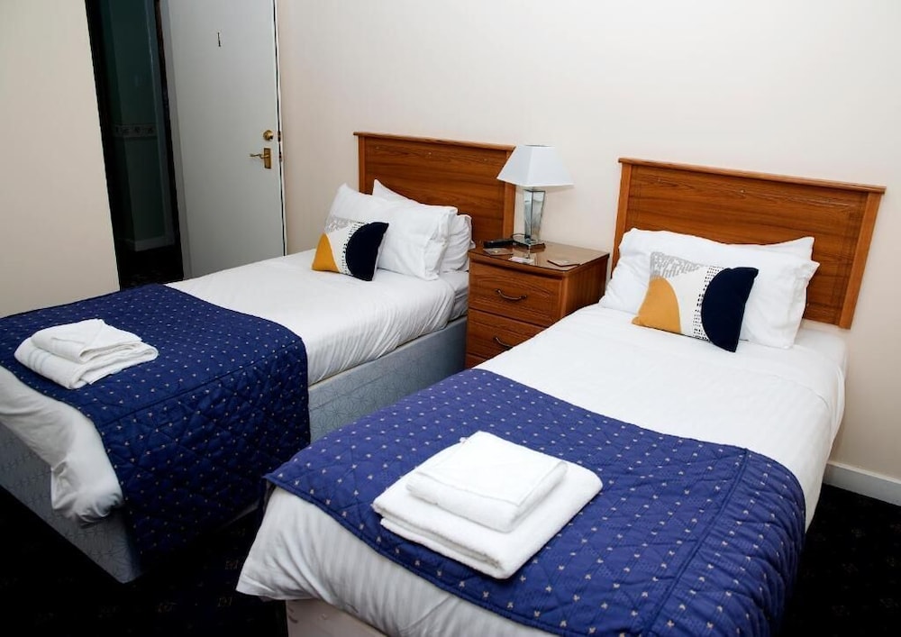 Herdshill Guest House 6/24