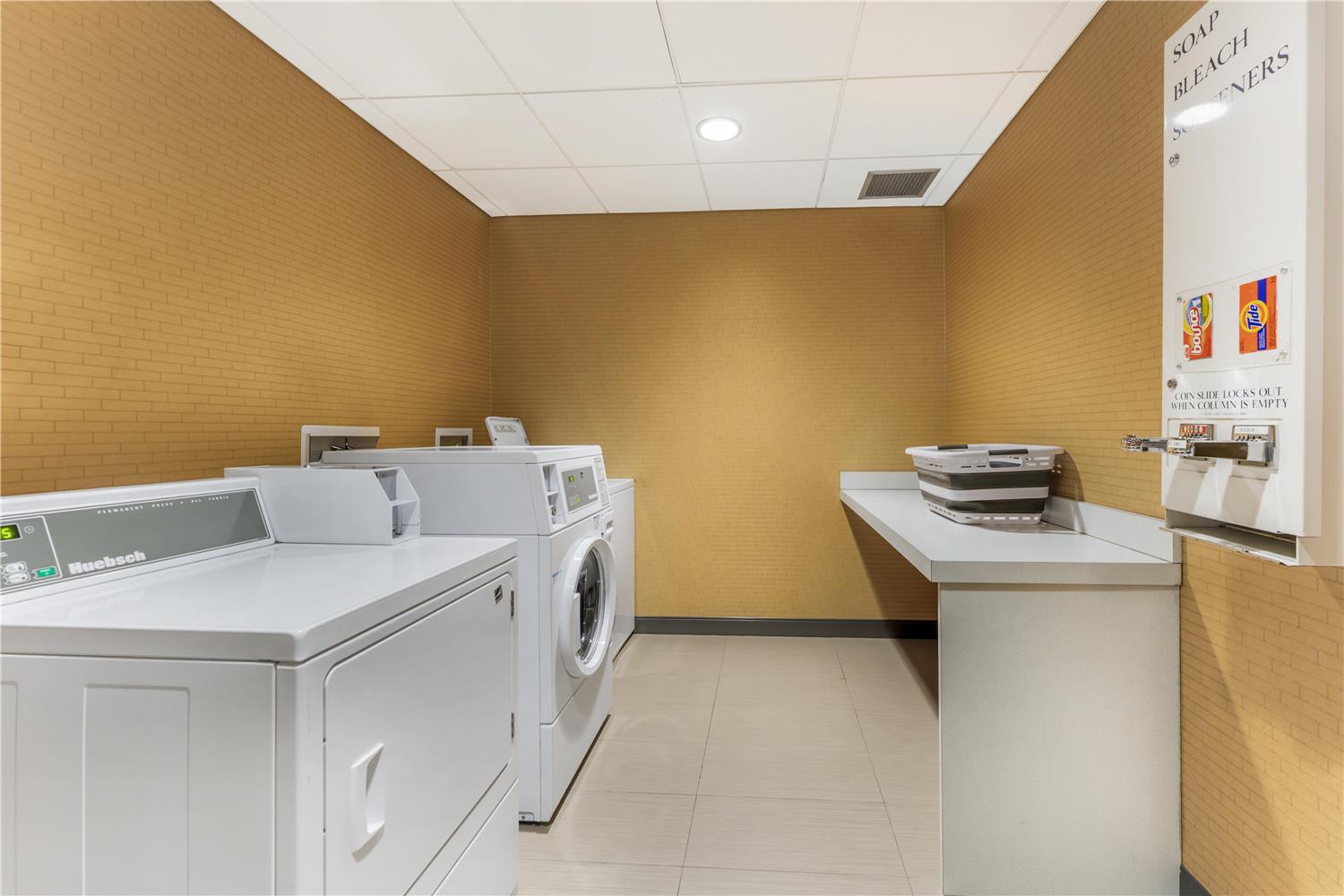Best Western Plus Franciscan Square Inn and Suites Steubenville 14/47