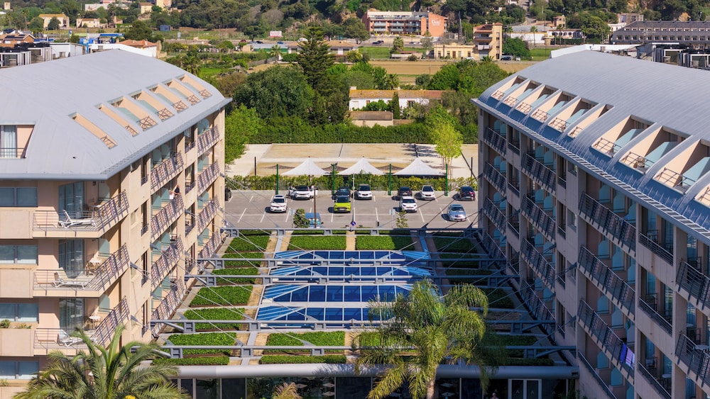 Aqua Hotel Onabrava 8/71