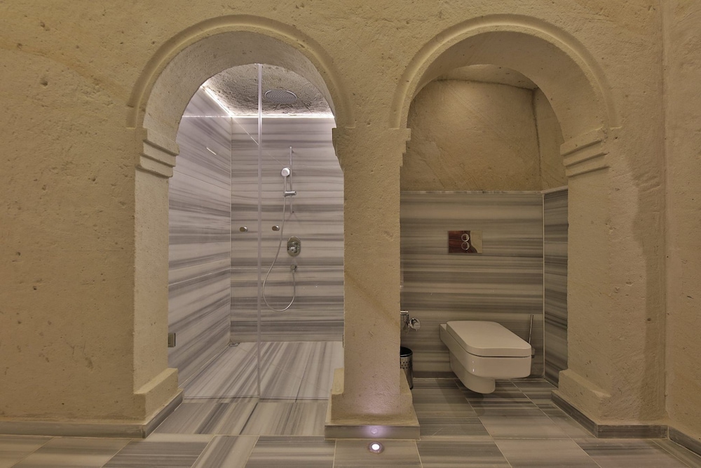 Taru Cave Suites 26/50