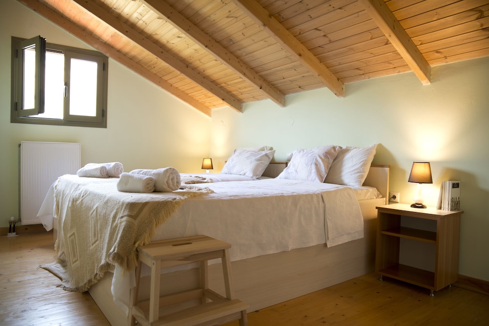 Agrotospita Country Houses 8/50