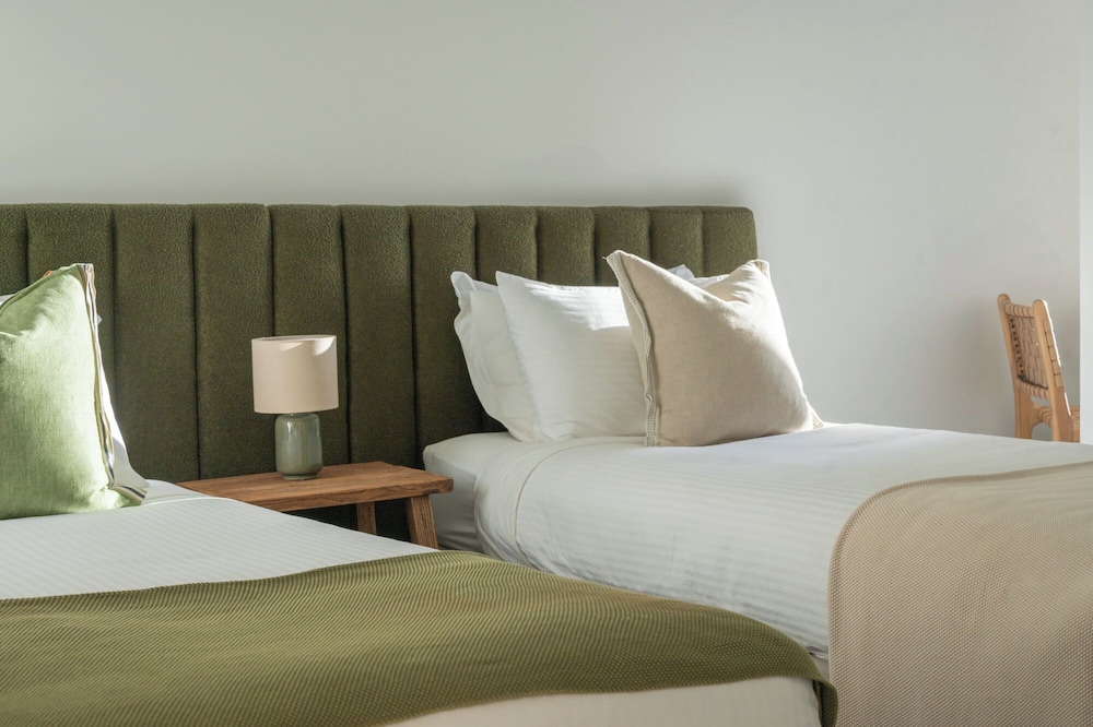 Sea Dunes Luxury Apartments 18/65