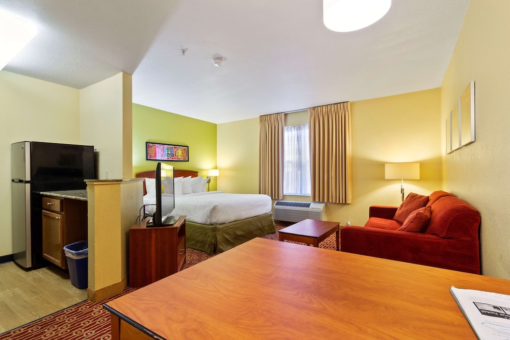 Towneplace Suites By Marriott Virginia Beach 18/55