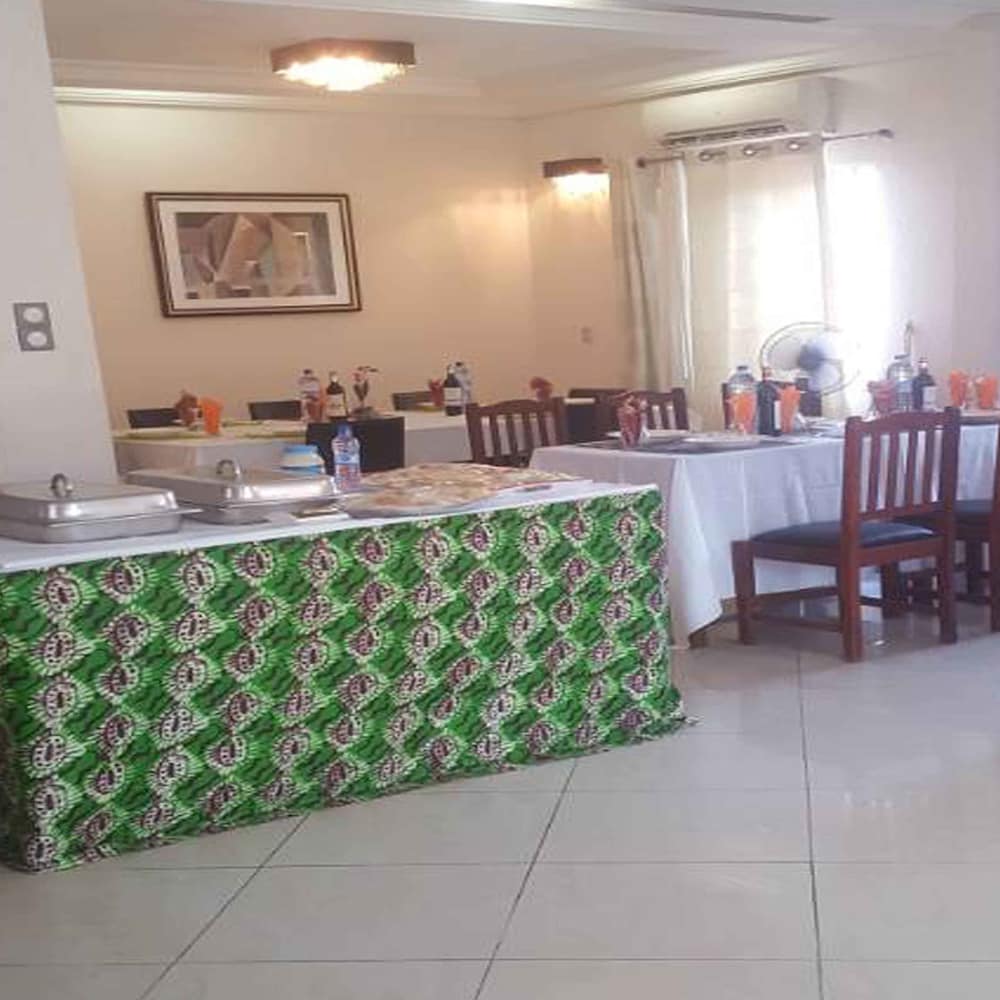 Residences Easy Hotel 5/50
