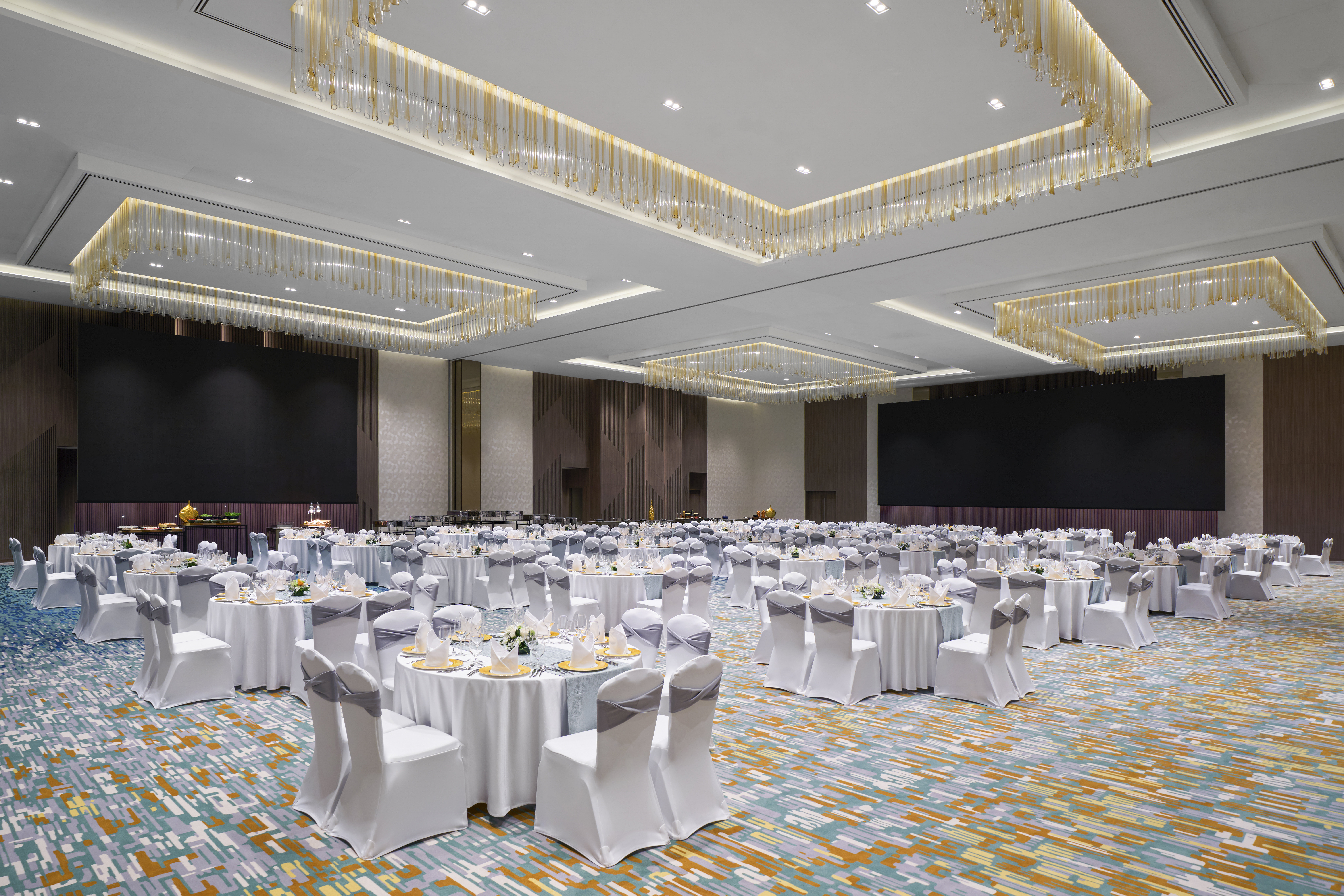 Holiday Inn & Suites VIENTIANE 39/42