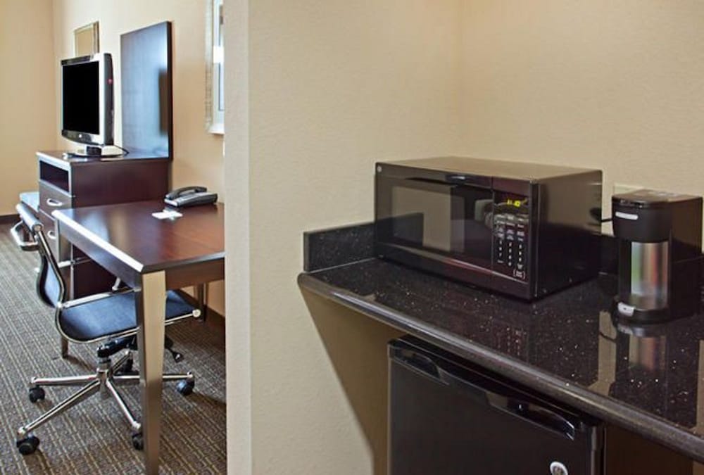 Holiday Inn Hou Energy Corridor Eldridge 69/78
