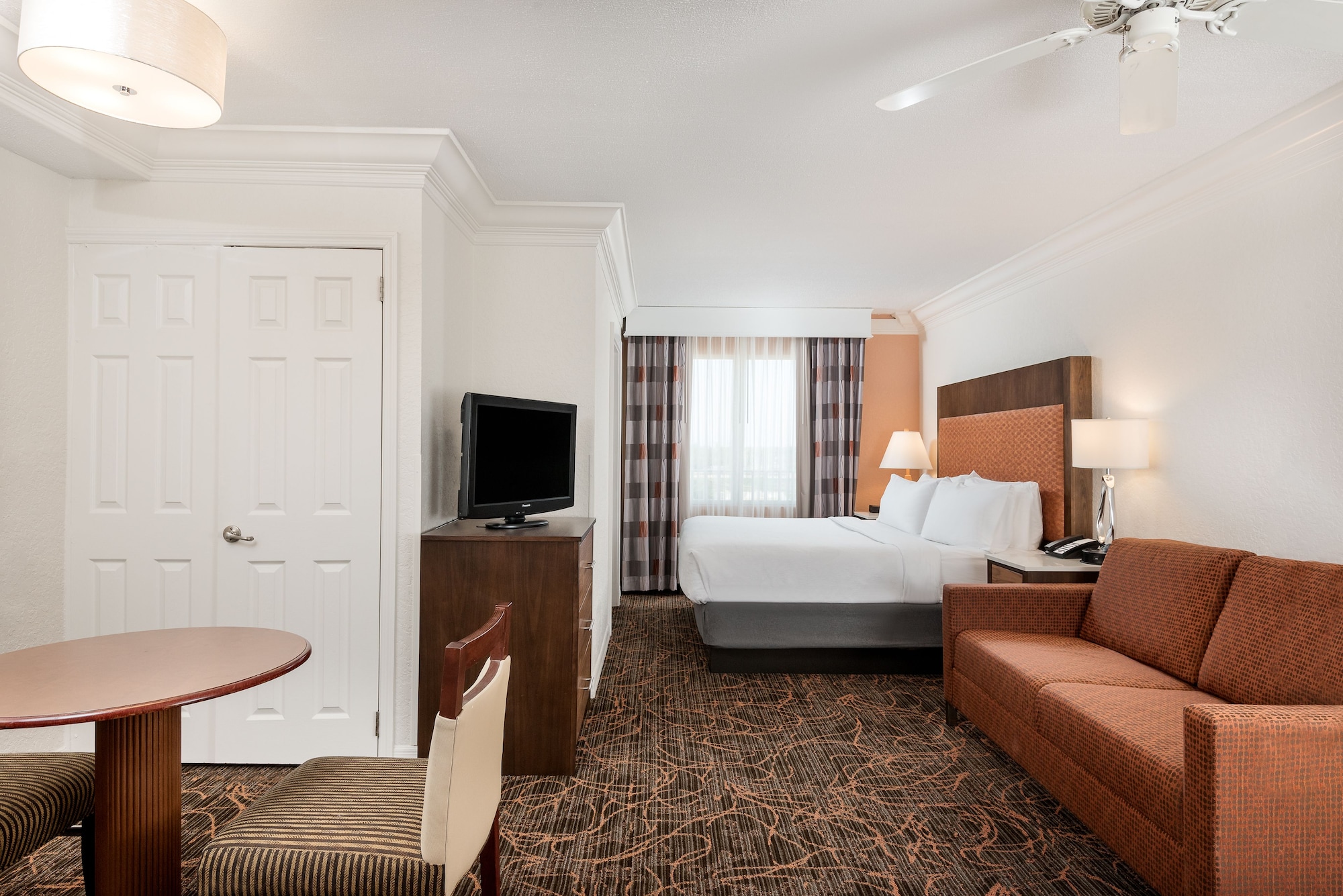 PREMIUM, KING BED