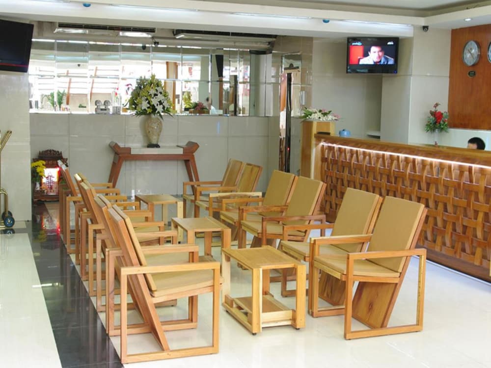 An Dong Center Hotel 33/40