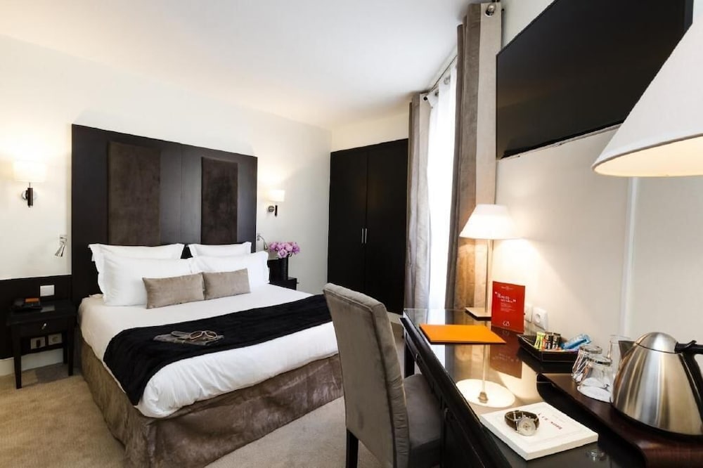 Elysees Bassano Hotel Formely Bw Hotel Elysees Bassa 11/81