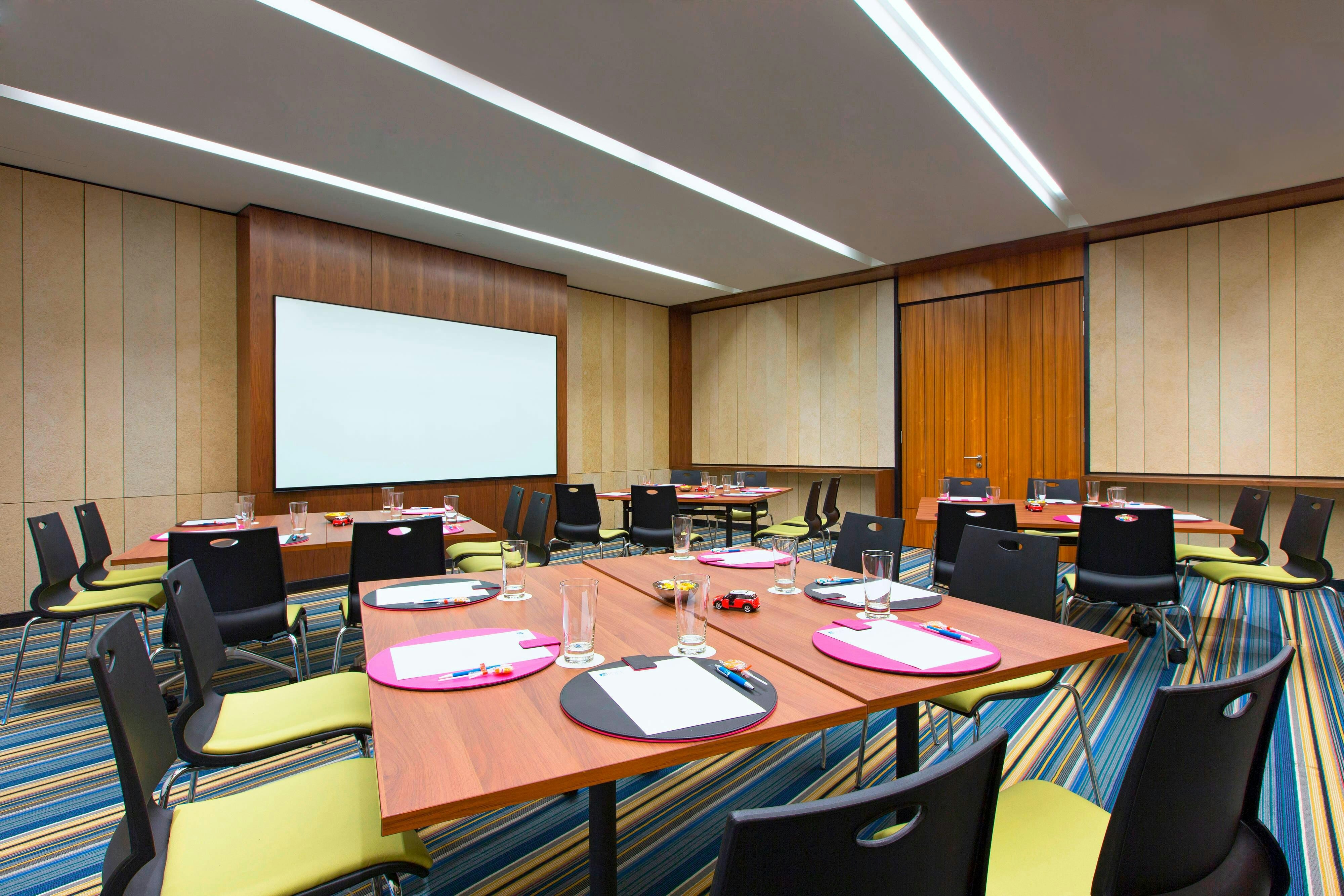 Aloft Kuala Lumpur Sentral Hotel 66/82